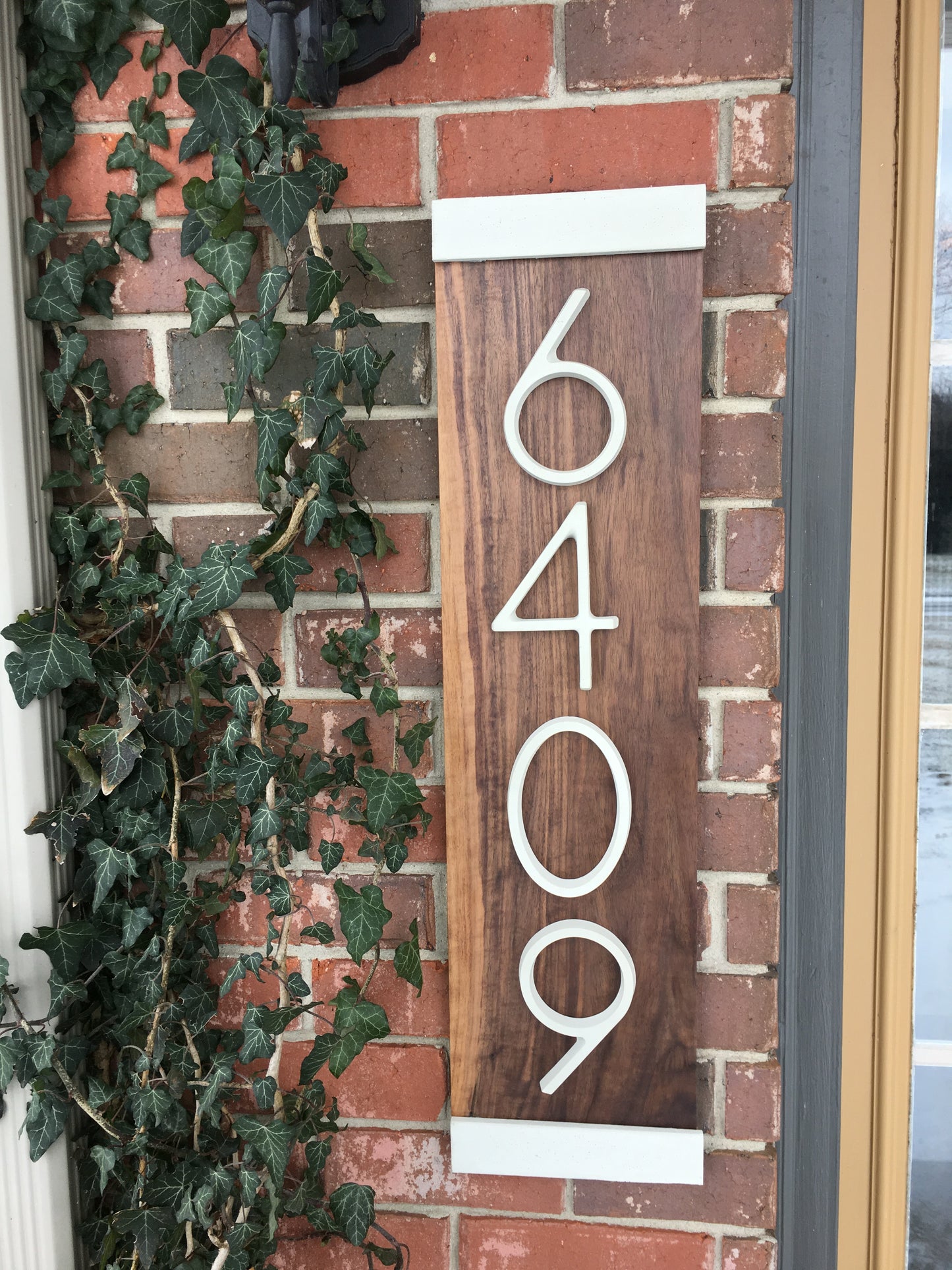 Modern House numbers. Concrete and Natural Hardwood. Vertical